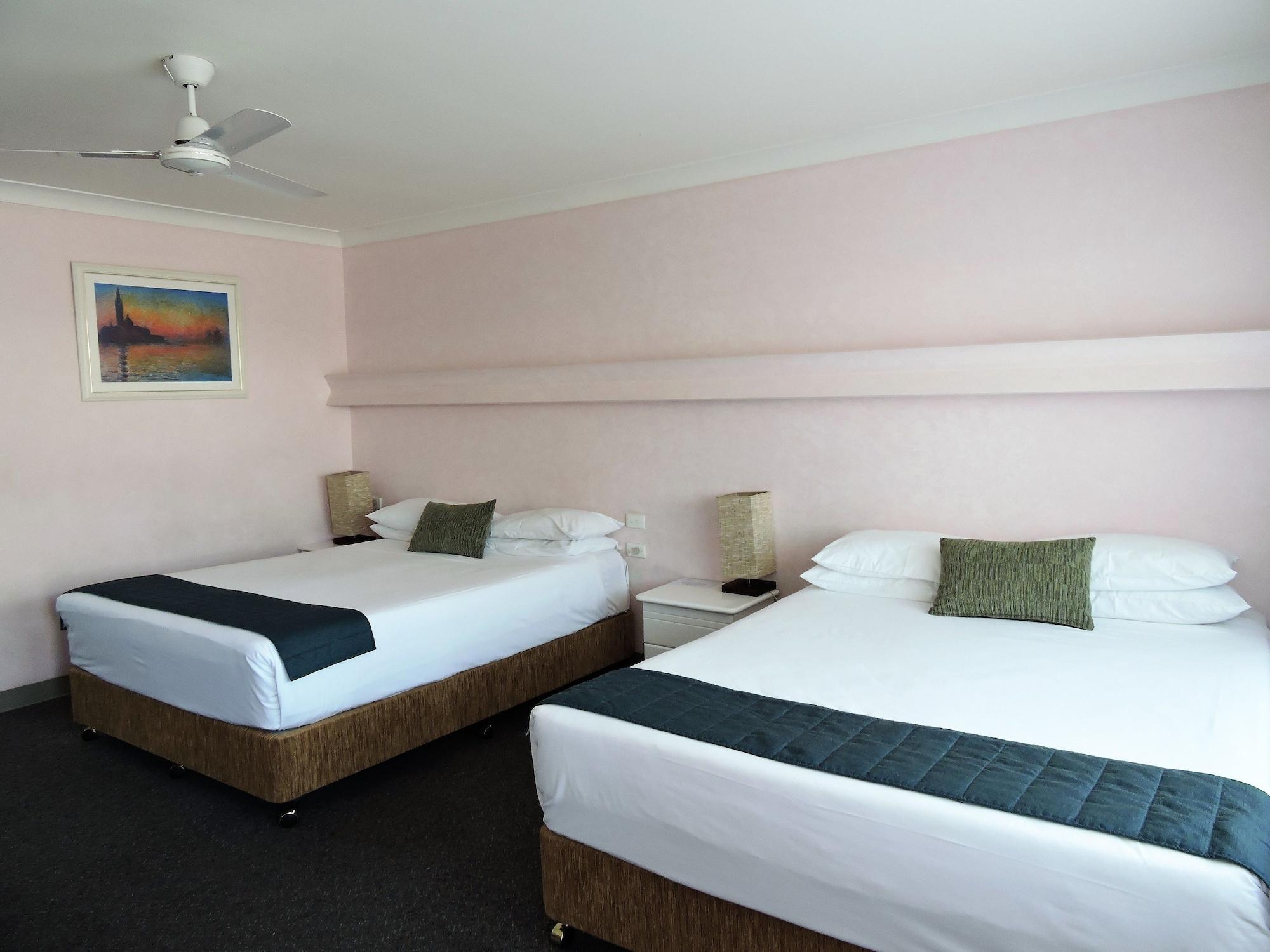 Tweed Heads Vegas Motel Bagian luar foto