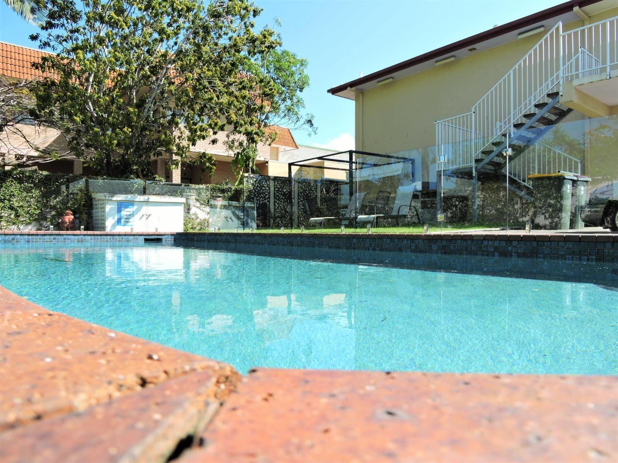 Tweed Heads Vegas Motel Bagian luar foto